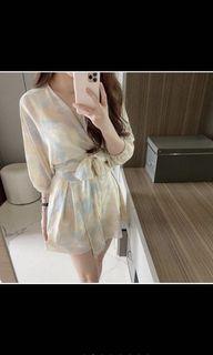 Set tie dye