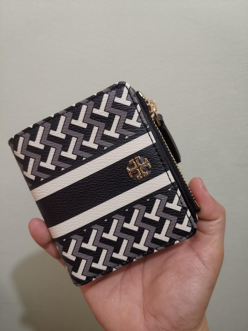 Tory burch t 2025 zag zip mini wallet