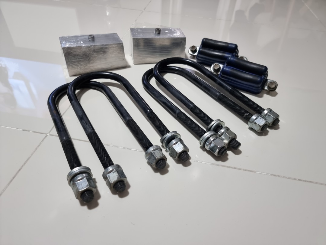Toyota Hiace 2.5 Lowering Kit, Car Accessories, Accessories on Carousell