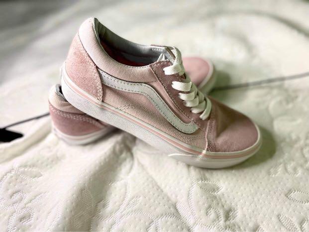 VANS OLD SCHOOL DUSTY PINK Women s Fashion Footwear Sneakers on