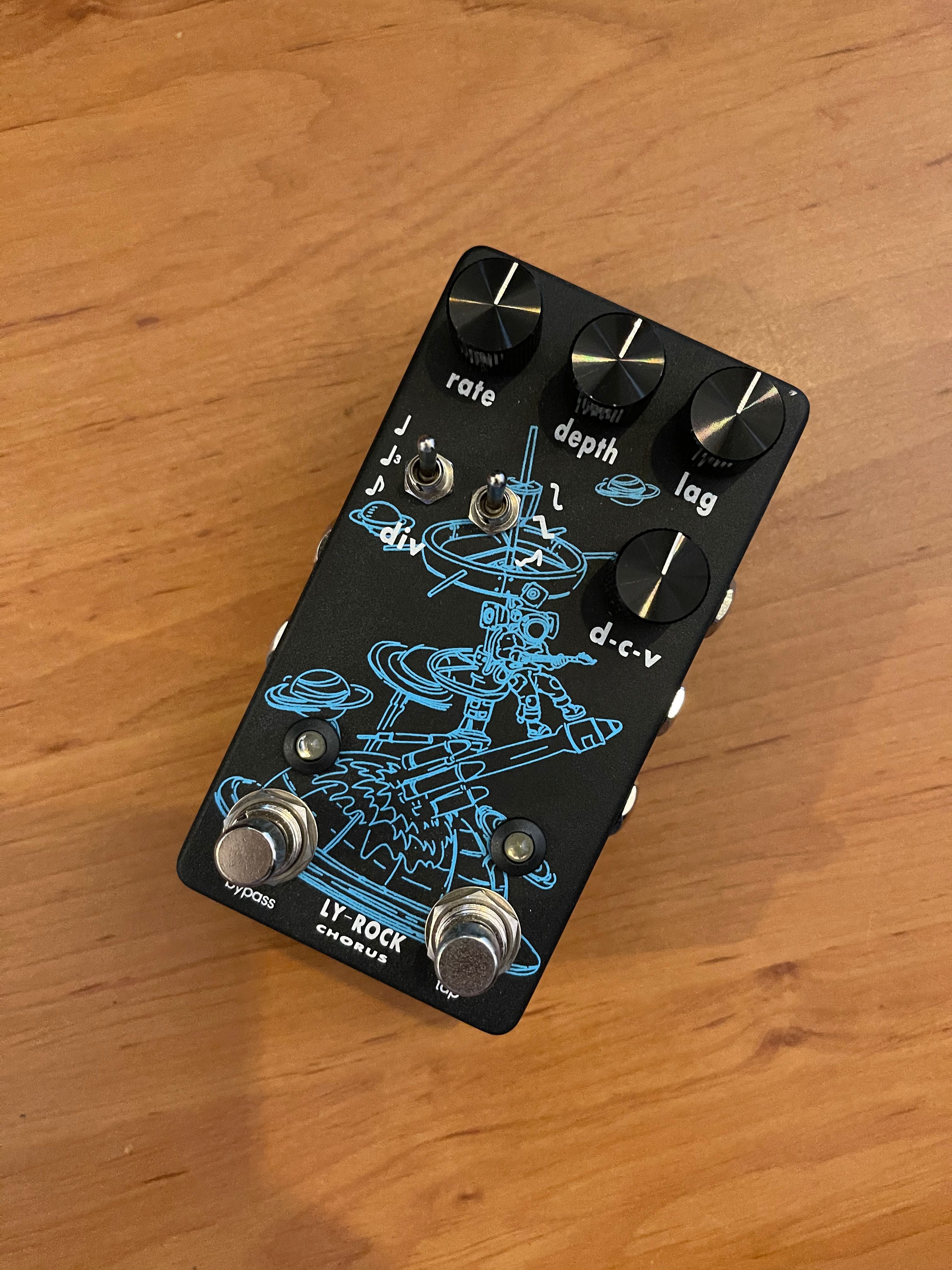 Walrus Audio Julianna Clone, Hobbies & Toys, Music & Media, Music