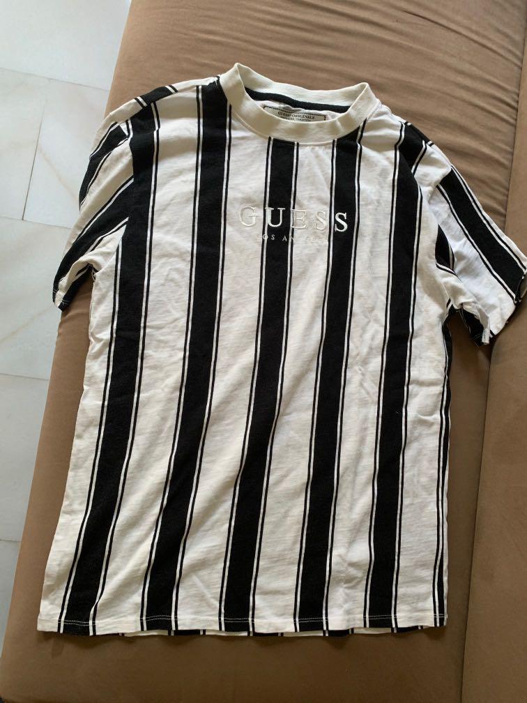 Guess striped tee black and white discount