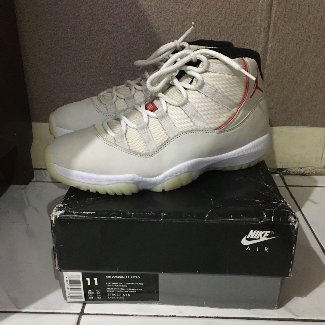 Air Jordan 11 platinum tint, Olah Raga, Perlengkapan Olahraga