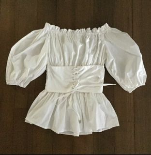 (Category: ) located in . Submitted by girraffelegance (Listing ID 1093223747, Image 1). Description: .