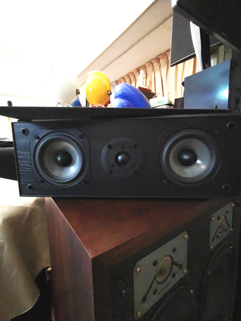 Amazing small center channel., Audio, Soundbars, Speakers & Amplifiers