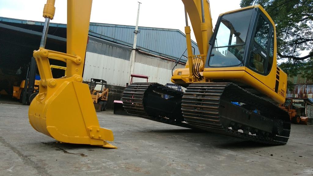 backhoe long arm PC100L6 japan surplus, Special Vehicles, Heavy