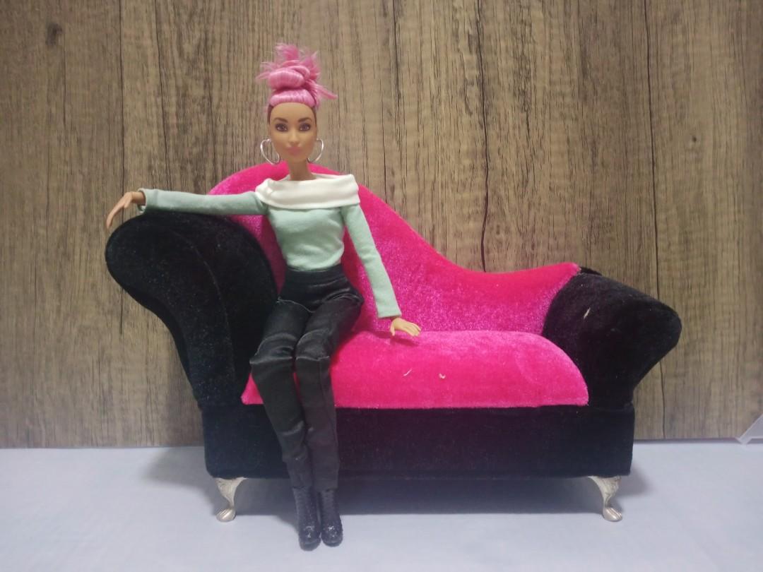 Barbie clearance doll sofa