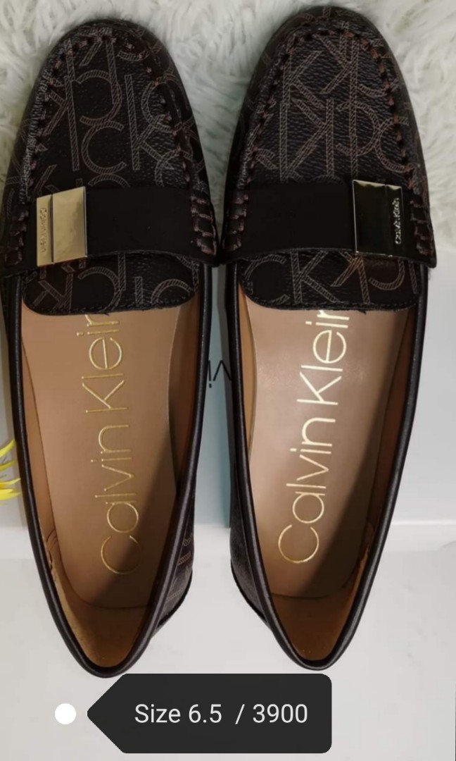 CALVIN KLEIN LOAFERS SIZE , Women's Fashion, Footwear, Loafers on  Carousell