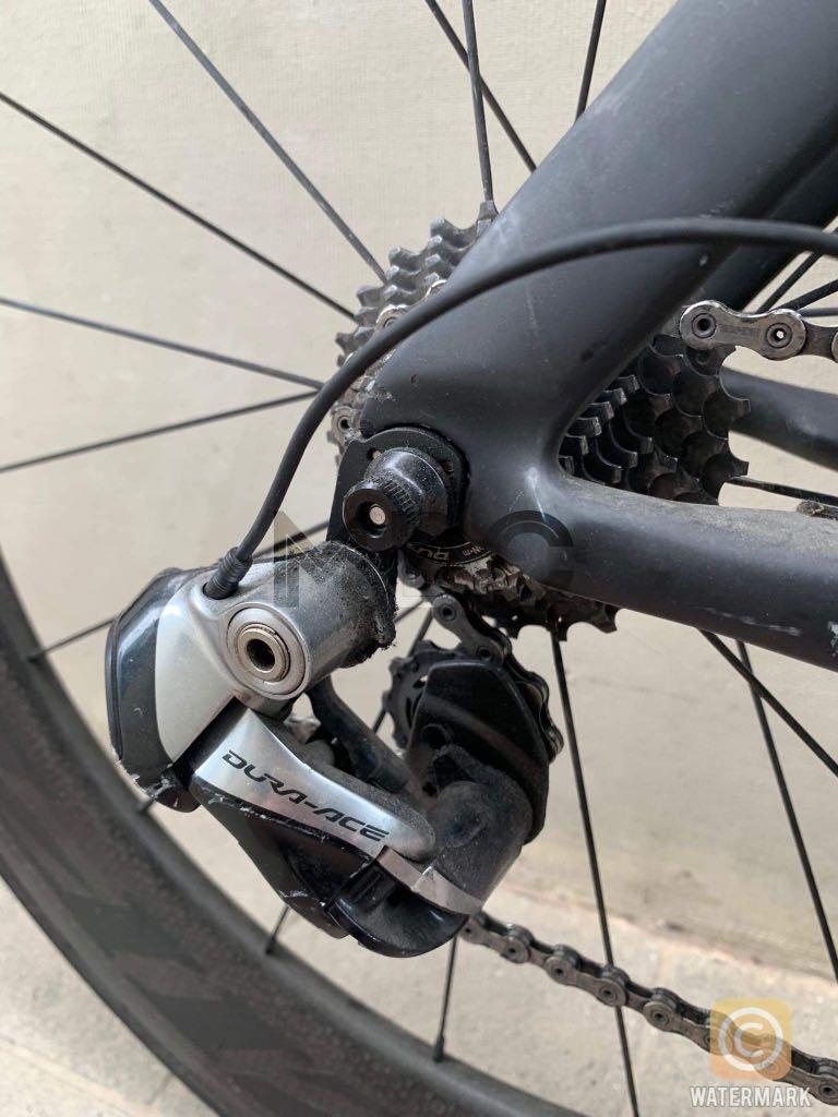 Cervelo S5 (2016 model) full Carbon frame (Category: Bicycles) located in Pasig City. Submitted by shiroshonen (Listing ID 1093102360, Image 2). Description: Cervelo S5 full carbon frame size 48 for 165-175cm component dura-ace 9100 di2 full set with dura ace pedal Zipp Wheelset Firecrest rear 808 front 404 tubular tire (disc brake) with zipp sprint carbon stem Vulcan saddle Fizik Arione 240k.