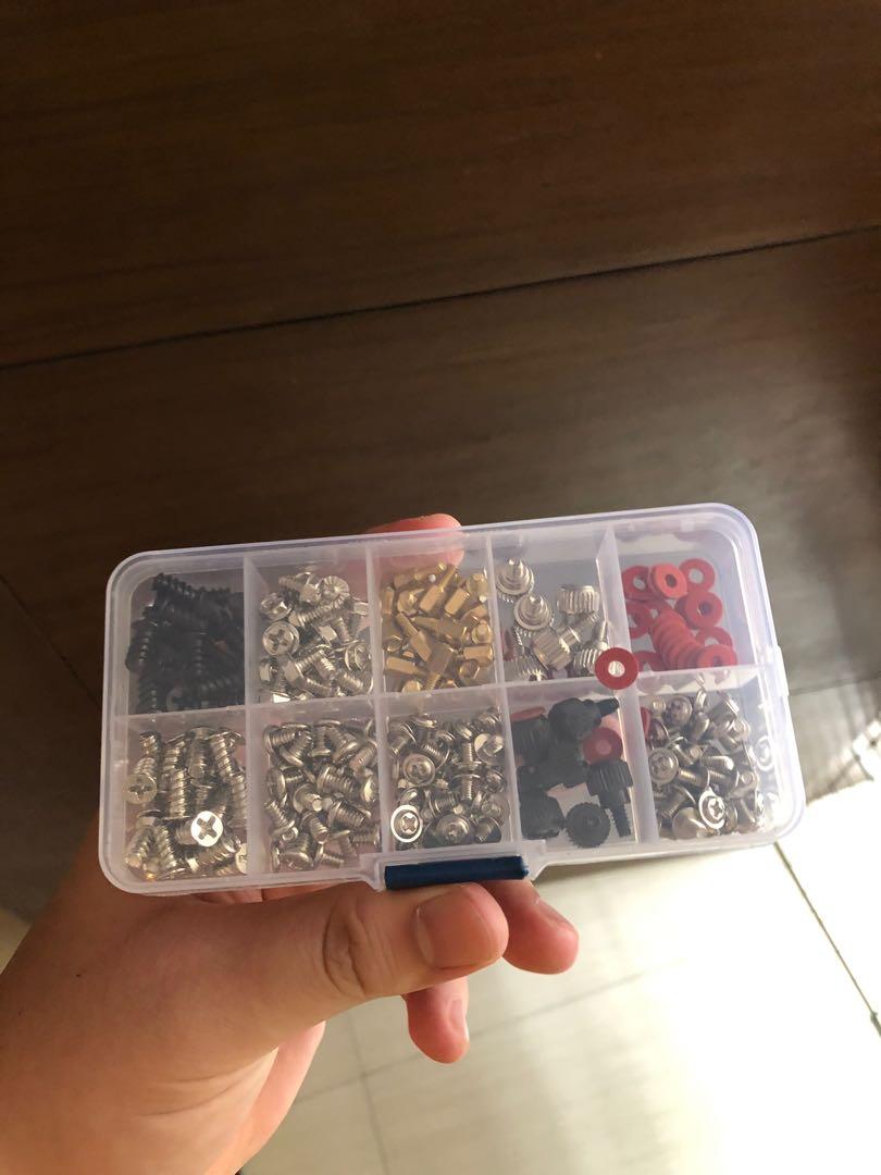 Computer Desktop Screws (Category: Computer Parts) located in Quezon City. Submitted by runitup (Listing ID 1093094356, Image 3). Description: Desktop screws for PC building! 400 pesos only QC Area Shipping via Lalamove or courier of your choice.