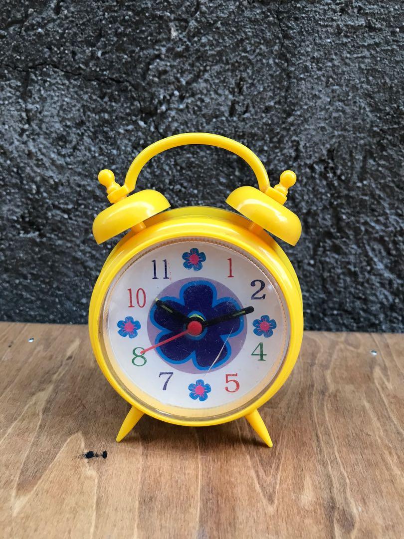 DEFECTIVE ALARM CLOCK PERFECT FOR HOME DECOR (Category: Clocks) located in Paranaque City. Submitted by jayyator (Listing ID 1093129482, Image 2). Description: These are thrifted items. All items are sold as is, major or minimal flaws are shown in the posted photos. Please limit your expectations. Enjoy Shopping! #jollivintagephAVAIL #vintageshirts #vintageretro #rareshirts #vintagecollectibles .