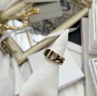 由 kateshingfan (刊登 ID 1093074530，圖片 1) 提交，位於 的 (類別：)，說明：。