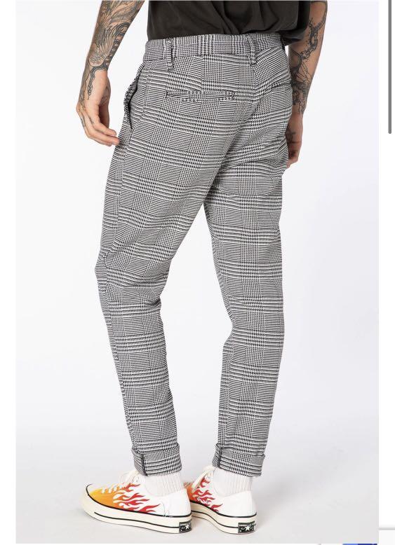 Grey houndstooth plaid slim tapered pant outlet