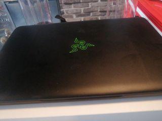 Gaming laptop Razor blade 15