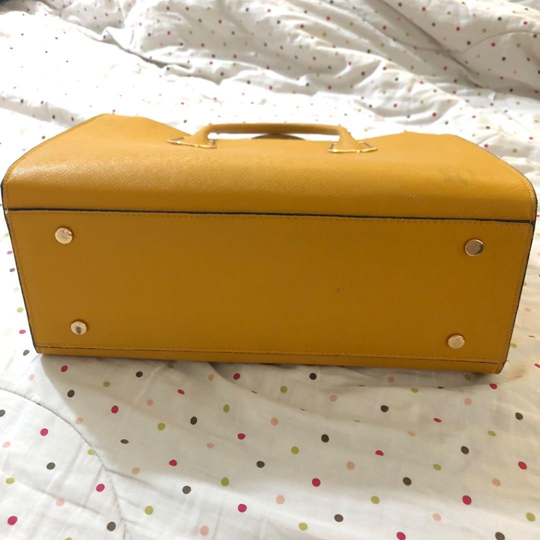 H&m mustard bag shop
