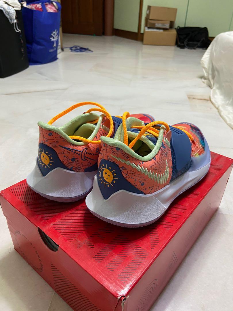 Kyrie low shop foot locker