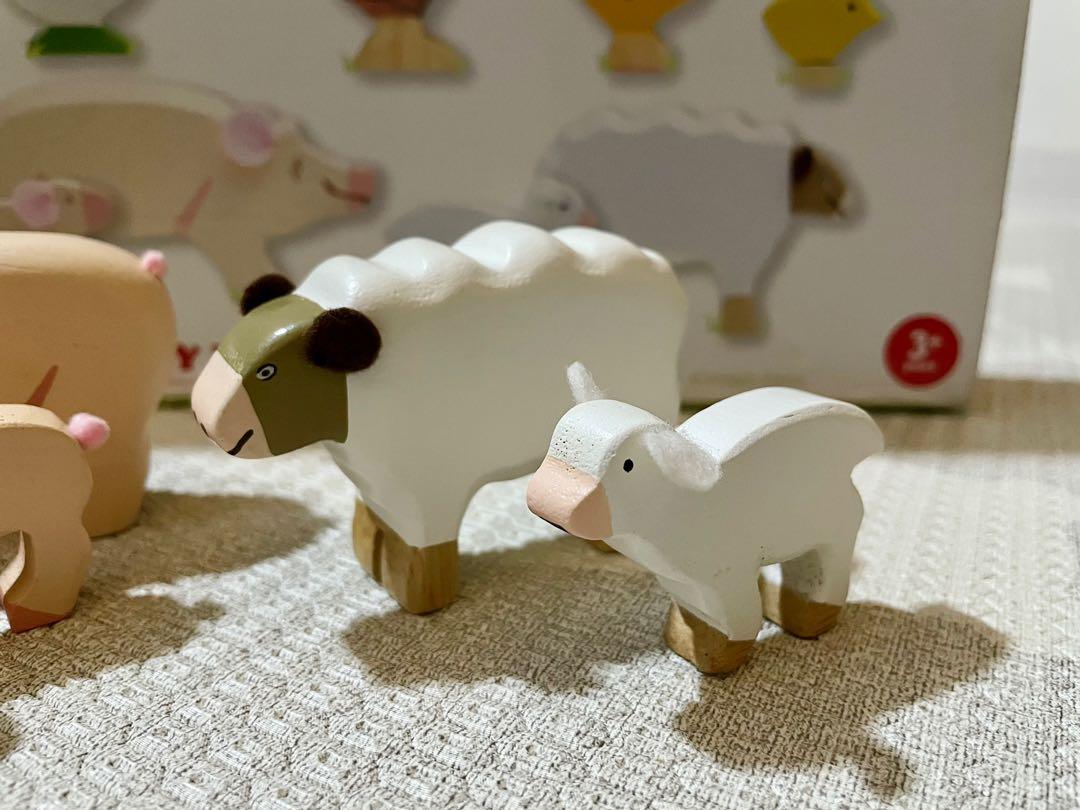 Le toy van sales sunny farm animals