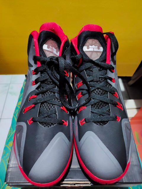 LEBRON AMBASSADOR VII