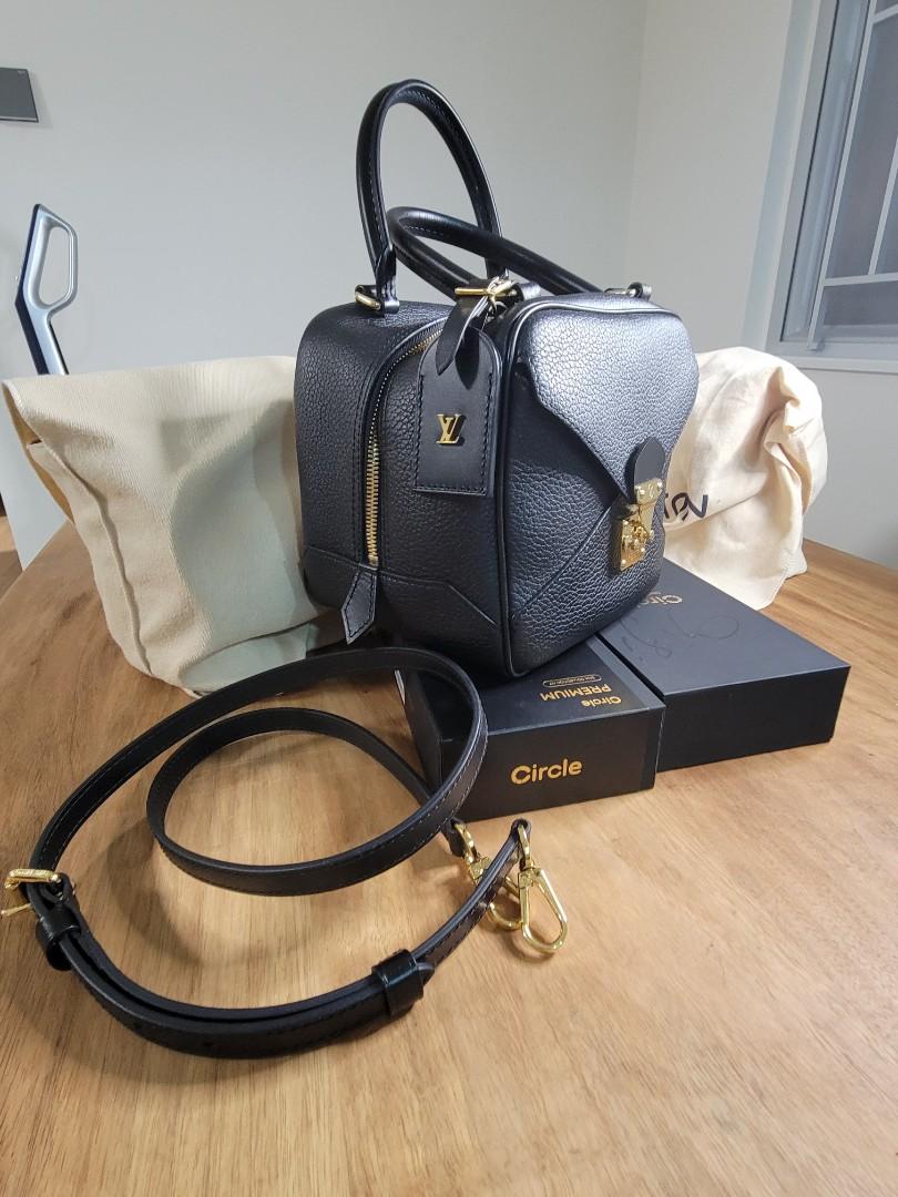 Louis Vuitton LV Neo Noe Square Bag, 名牌, 手袋及銀包- Carousell