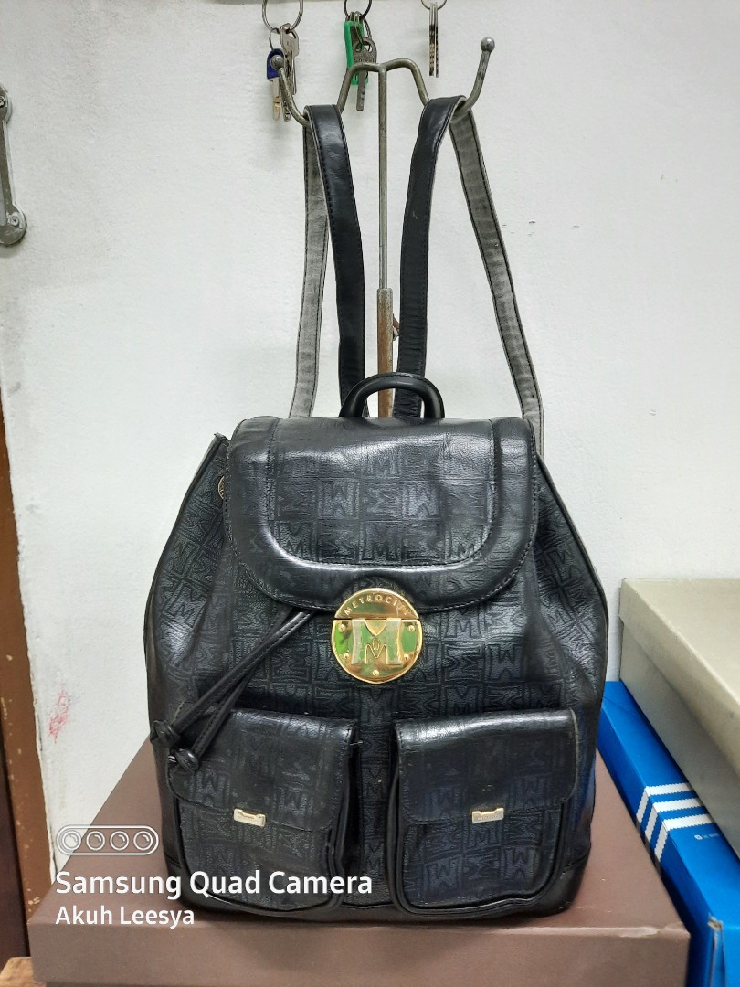 Metrocity Backpack • Tise