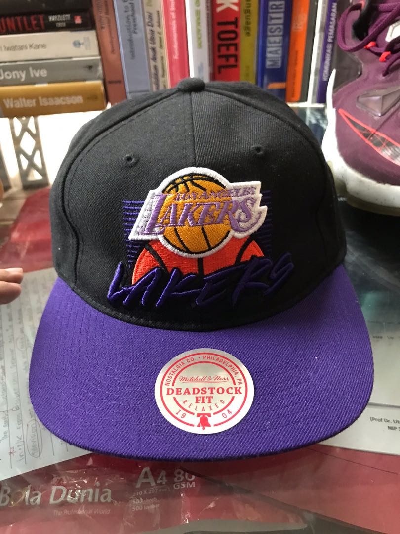 Snapback topi MITCHELL \u0026 NESS LAKERS 