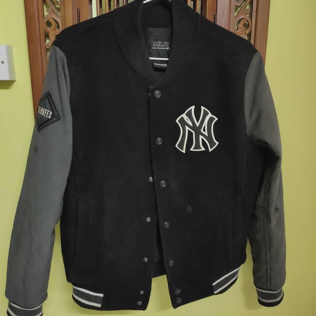 New York Yankees Jacket, Men's Fashion, Tops & Sets, Hoodies on Carousell