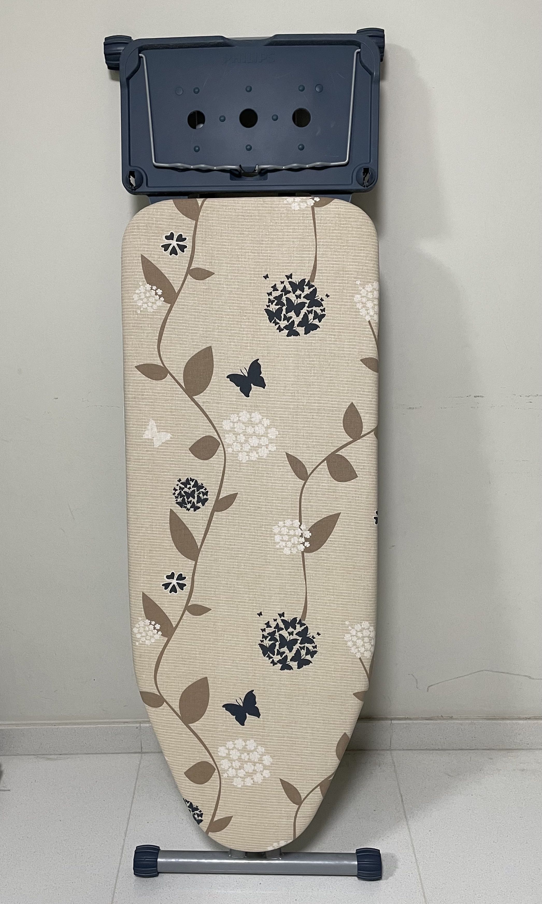 Philips Easy8 Ironing Board GC240/05, Furniture & Home Living