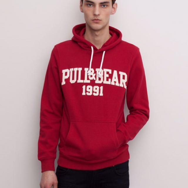 Pull and bear red hoodie store