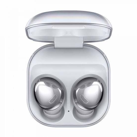 Samsung Galaxy Buds Pro (Silver) (Category: Earphones) located in Manila. Submitted by jen.jen11 (Listing ID 1093049358, Image 1). Description: Samsung Galaxy Buds Pro Silver SRP: P9,990 -Brand New- Pick Up: Binondo.