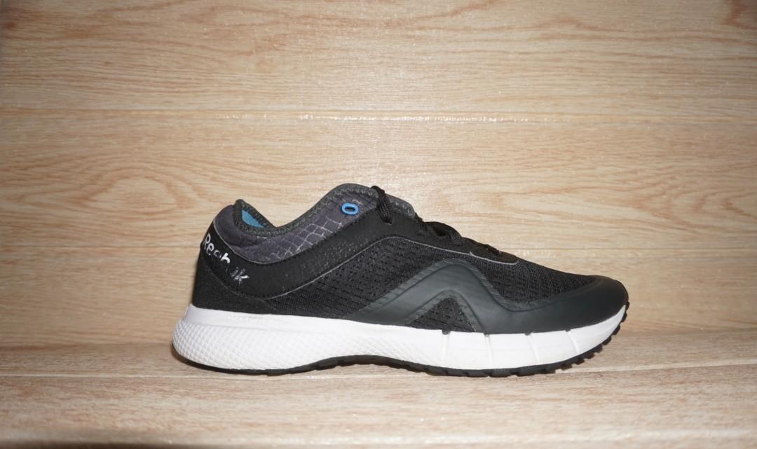 Sepatu REEBOK DMX MAX Fesyen Pria Sepatu Sneakers di Carousell