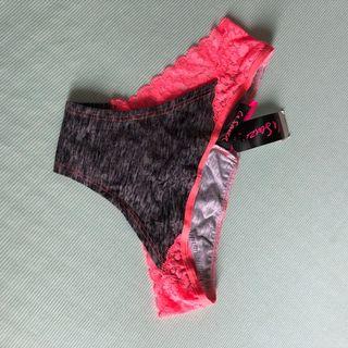 BNWT La Senza Panty Size M Mini Cheeky Lacy Black Pink