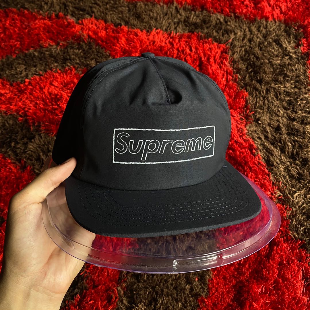 Supreme kaws cap