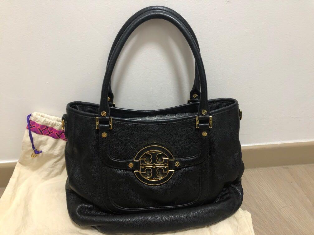 amanda hobo bag tory burch