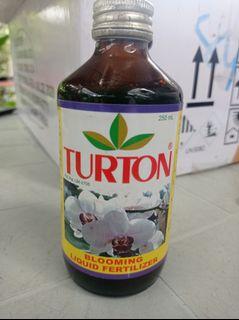 Turton 250ml blooming liquid fertilizer