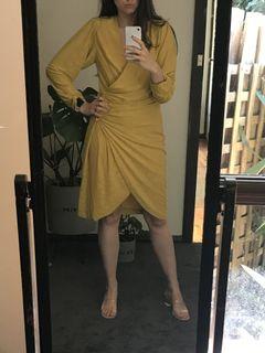 Vintage dress in mustard