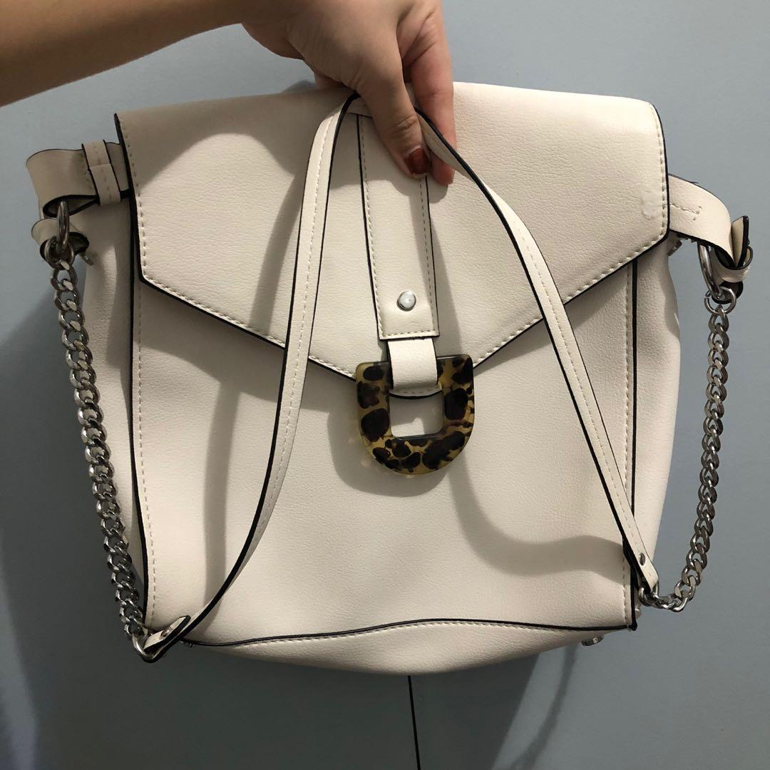 Zara bucket bag sales with tortoiseshell detail