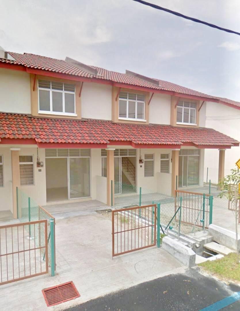 2 Storey Taman Bunga Raya Bandar Baru Salak Tinggi Sepang Property For Sale On Carousell