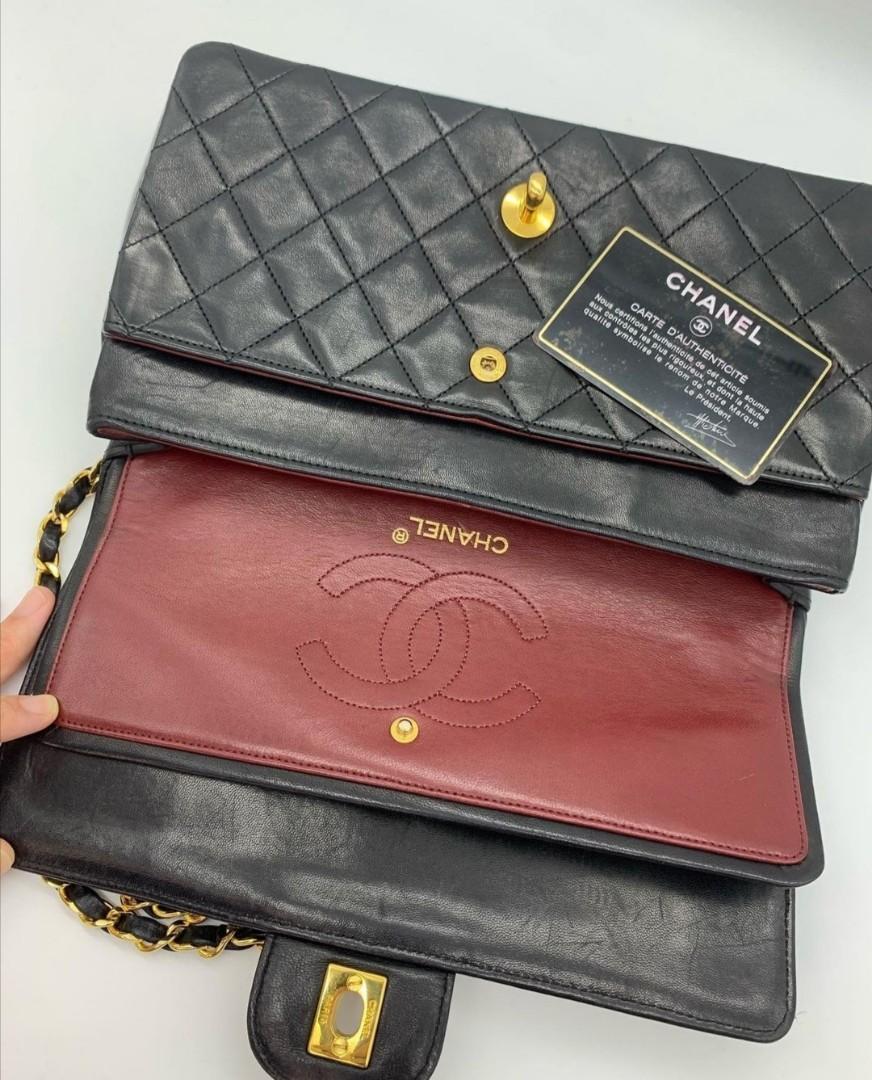 💯 AUTH CHANEL Vintage Double Flap Lambskin Medium Series 0, Luxury, Bags &  Wallets on Carousell