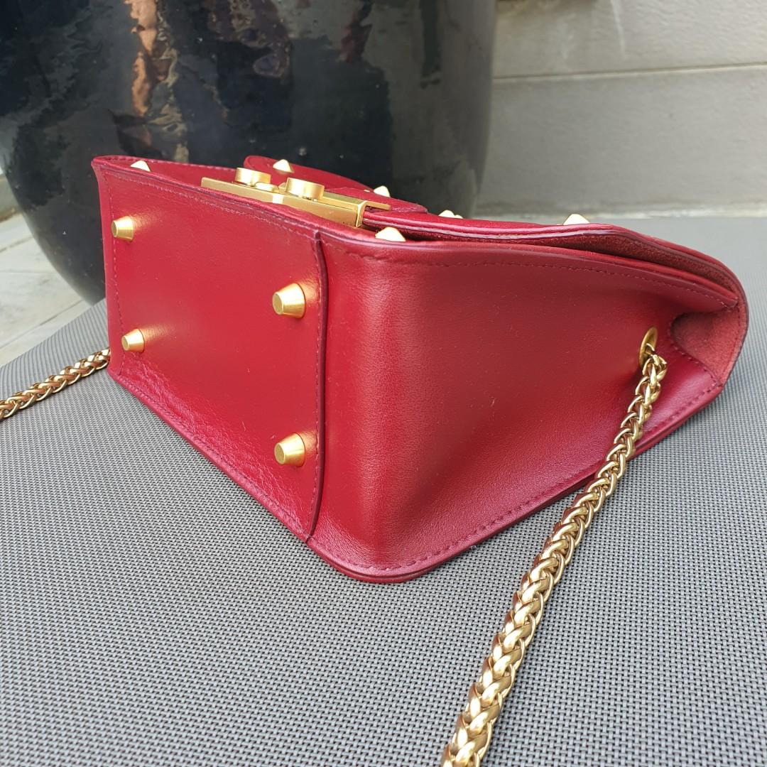 Furla metropolis amoris hotsell