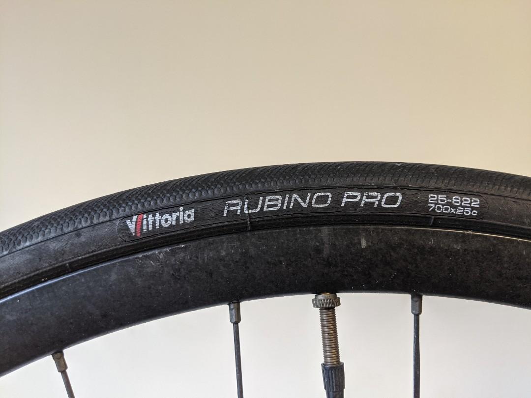 Boardman hybrid Road Pro Bike Disc brakes, Sports Equipment, Bicycles