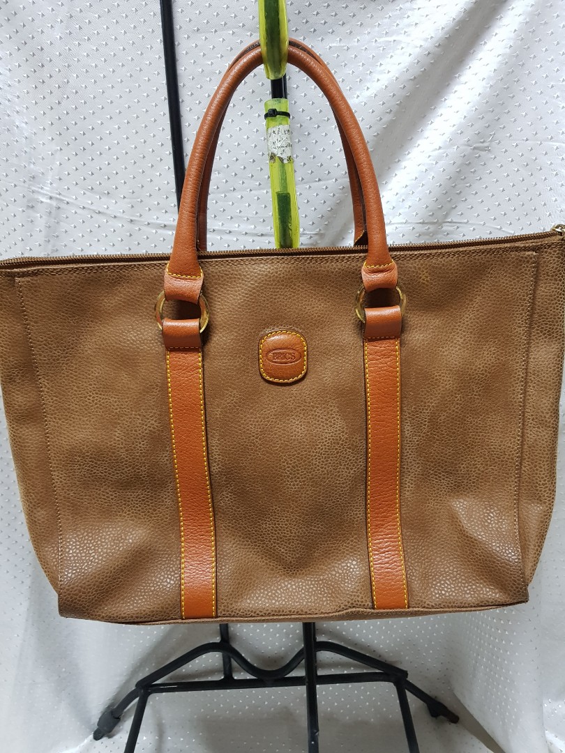 Brics 2025 leather bag