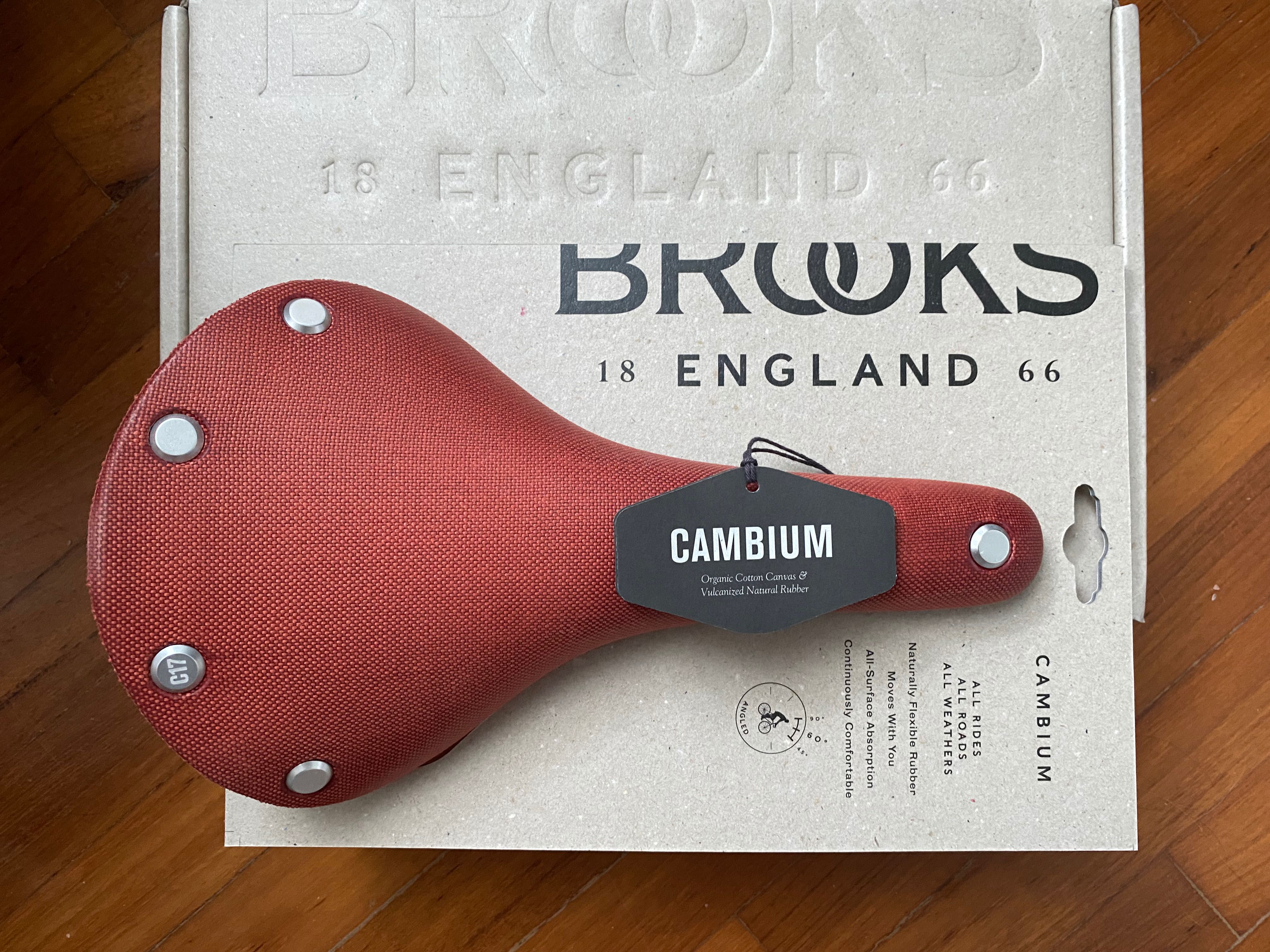 Brooks c17 red store