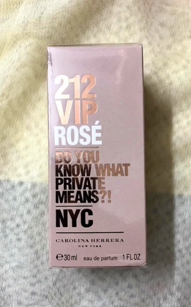 212 vip rose do you know what private means store