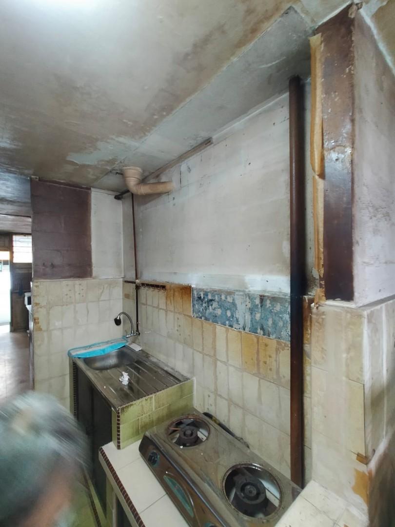 Hacking Contractor Hacker for Carpentry Wall and Tiles Demolition with ...