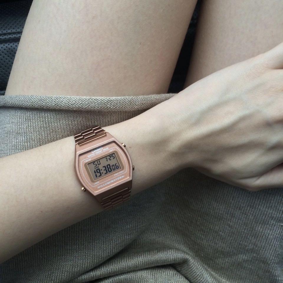 Casio Vintage Watch Rose Gold, Women's Fashion, Watches & Accessories,  Watches on Carousell