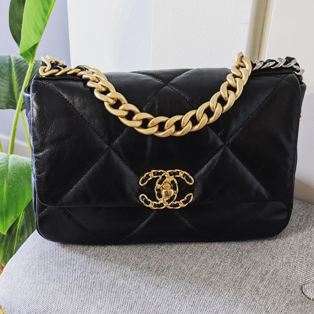 Chanel 19 small handbag black with gold hardware, Luxury, Bags & Wallets on  Carousell