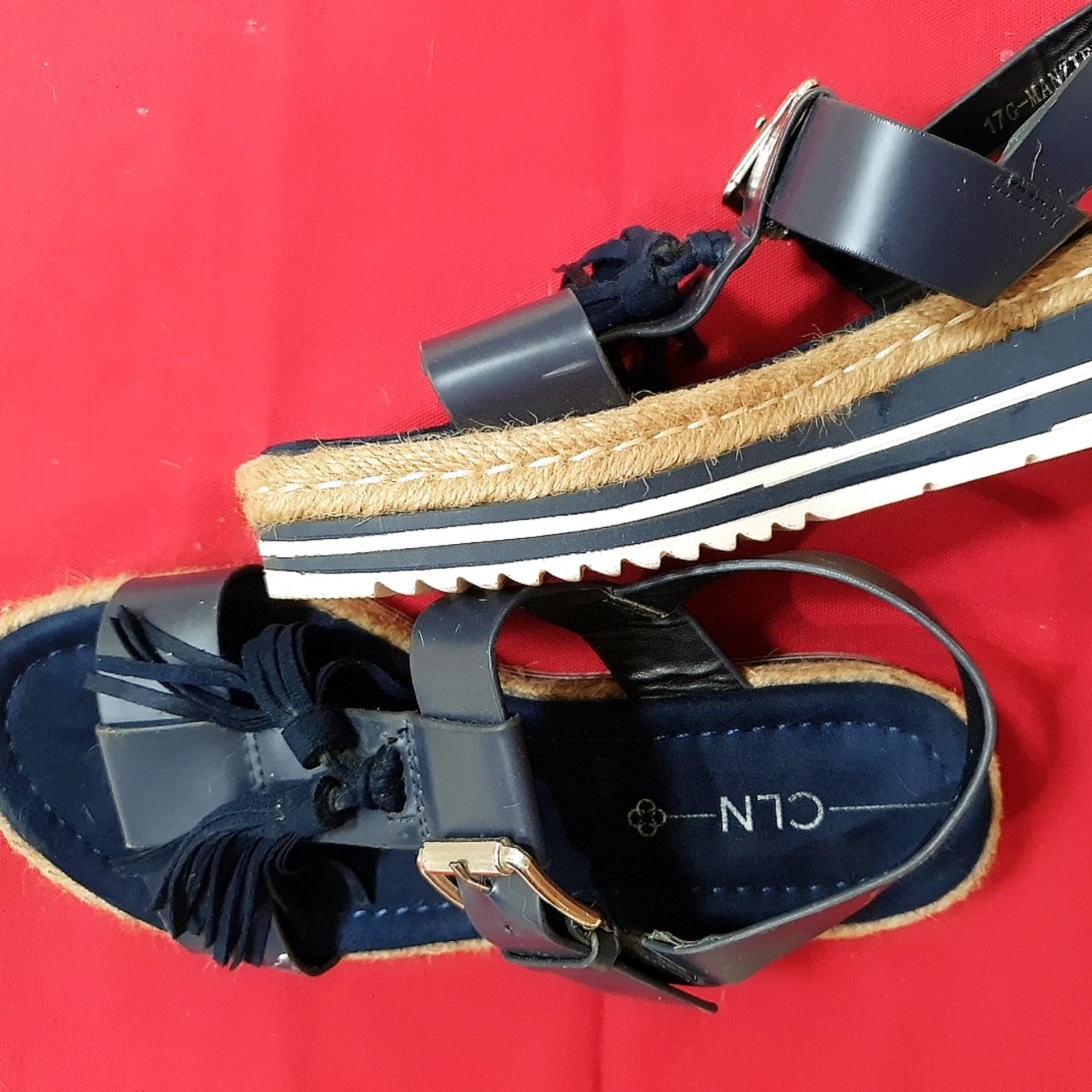 CLN Platform Sandals, Women's Fashion, Footwear, Sandals on Carousell