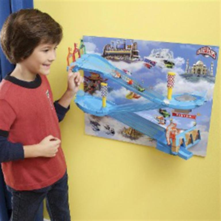 Disney Planes Micro Drifters Wall Race Track Set NewUSA, Hobbies & Toys ...