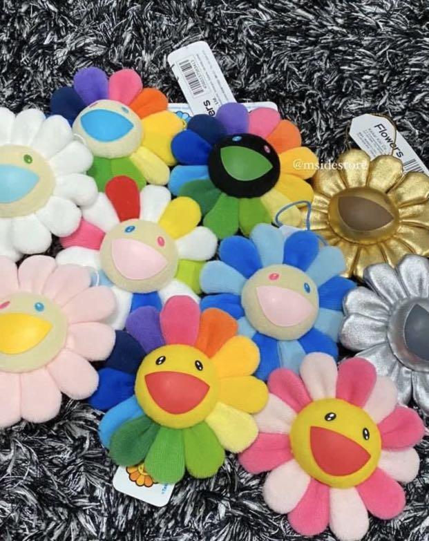 Instock Takashi Murakami Flower Keychain, Hobbies & Toys, Toys