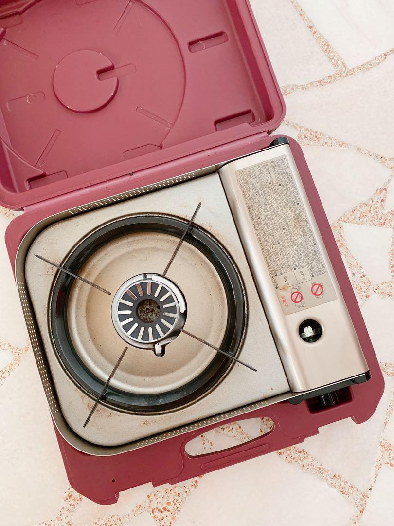 Iwatani portable gas cooker / stove with hot pot, Furniture & Home